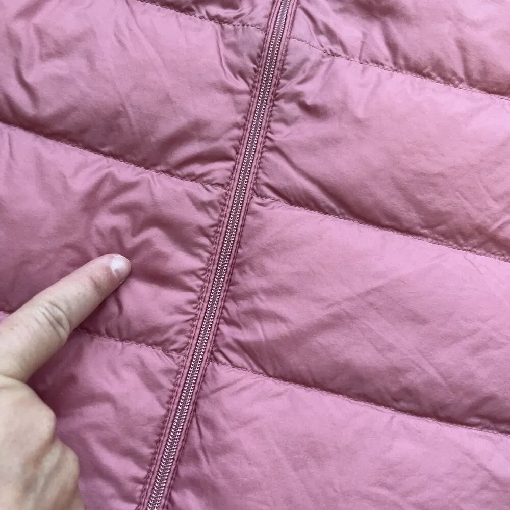 Uniqlo Down Puffer Vest Womens Medium Pink Ultra Light Zip Packable Bag Layer
